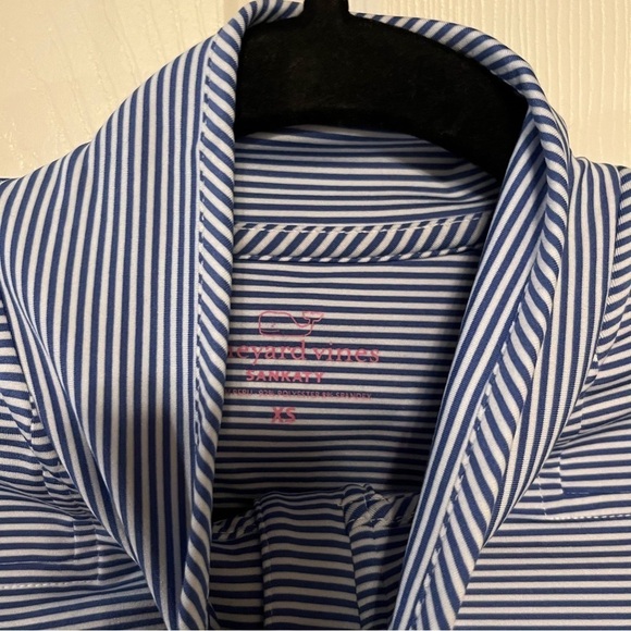 Blue and white striped Vinyard Vines quarter zip jacket - Picture 3 of 5
